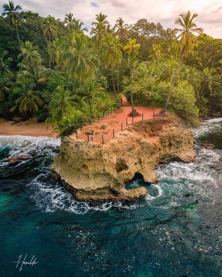Puerto Viejo de Talamanca Ocean'S Breeze Apartment And Rooms المظهر الخارجي الصورة