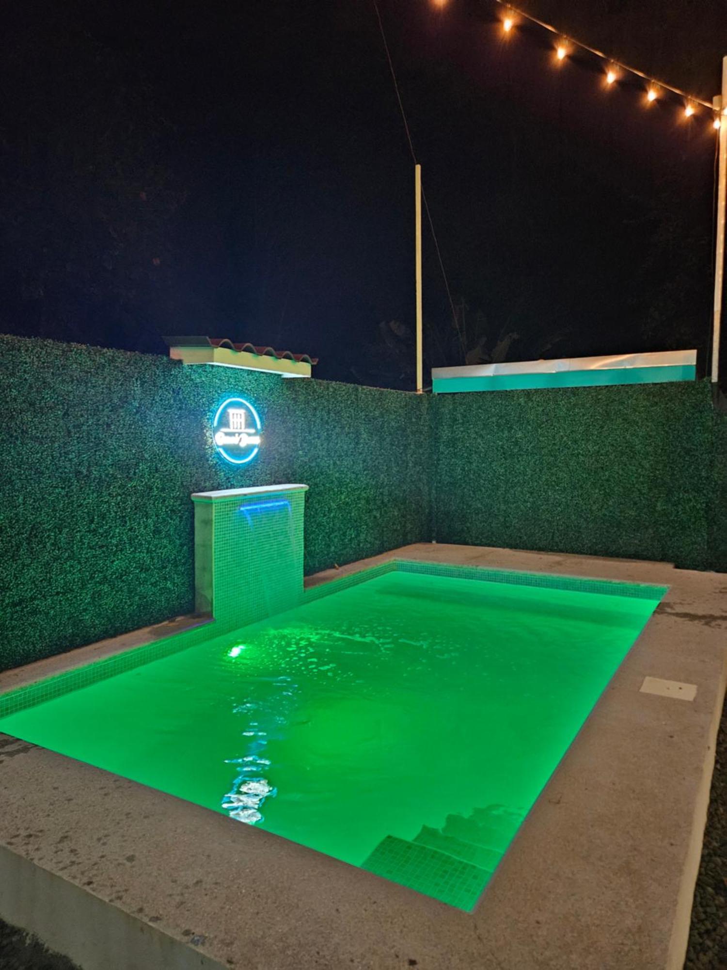 Puerto Viejo de Talamanca Ocean'S Breeze Apartment And Rooms المظهر الخارجي الصورة