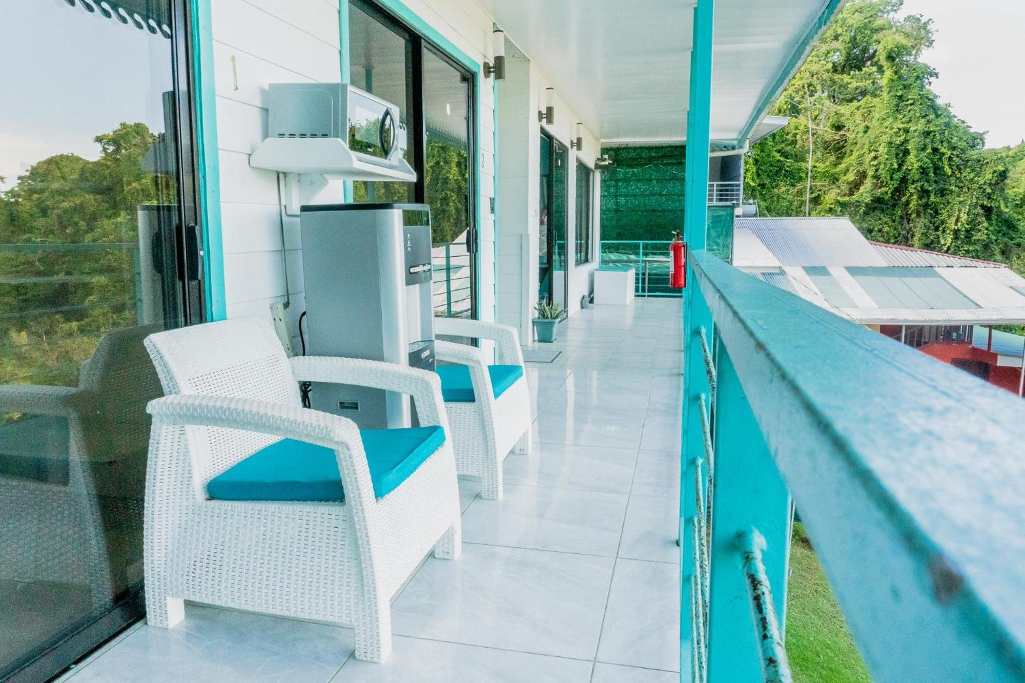 Puerto Viejo de Talamanca Ocean'S Breeze Apartment And Rooms المظهر الخارجي الصورة