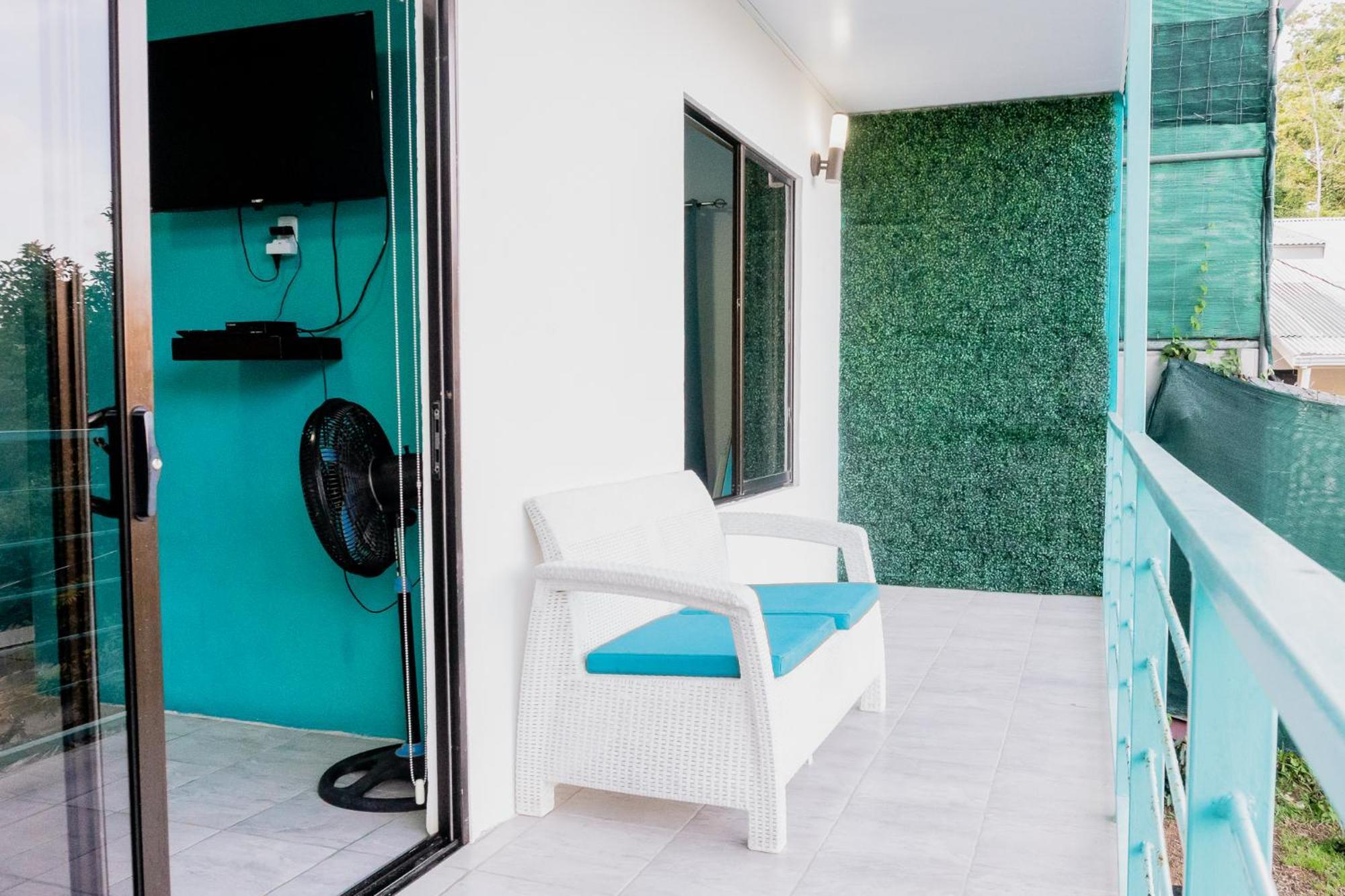 Puerto Viejo de Talamanca Ocean'S Breeze Apartment And Rooms المظهر الخارجي الصورة