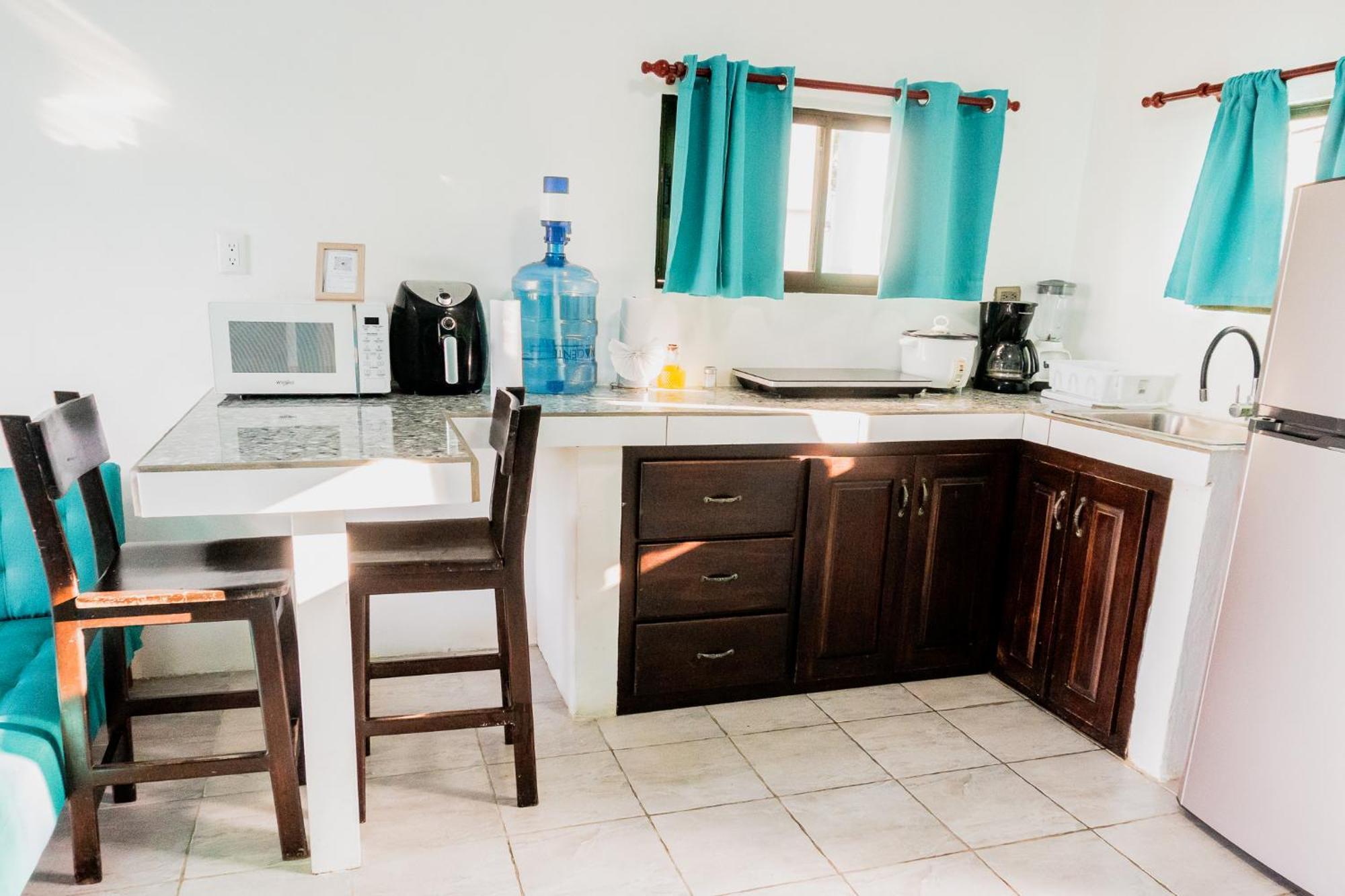 Puerto Viejo de Talamanca Ocean'S Breeze Apartment And Rooms المظهر الخارجي الصورة