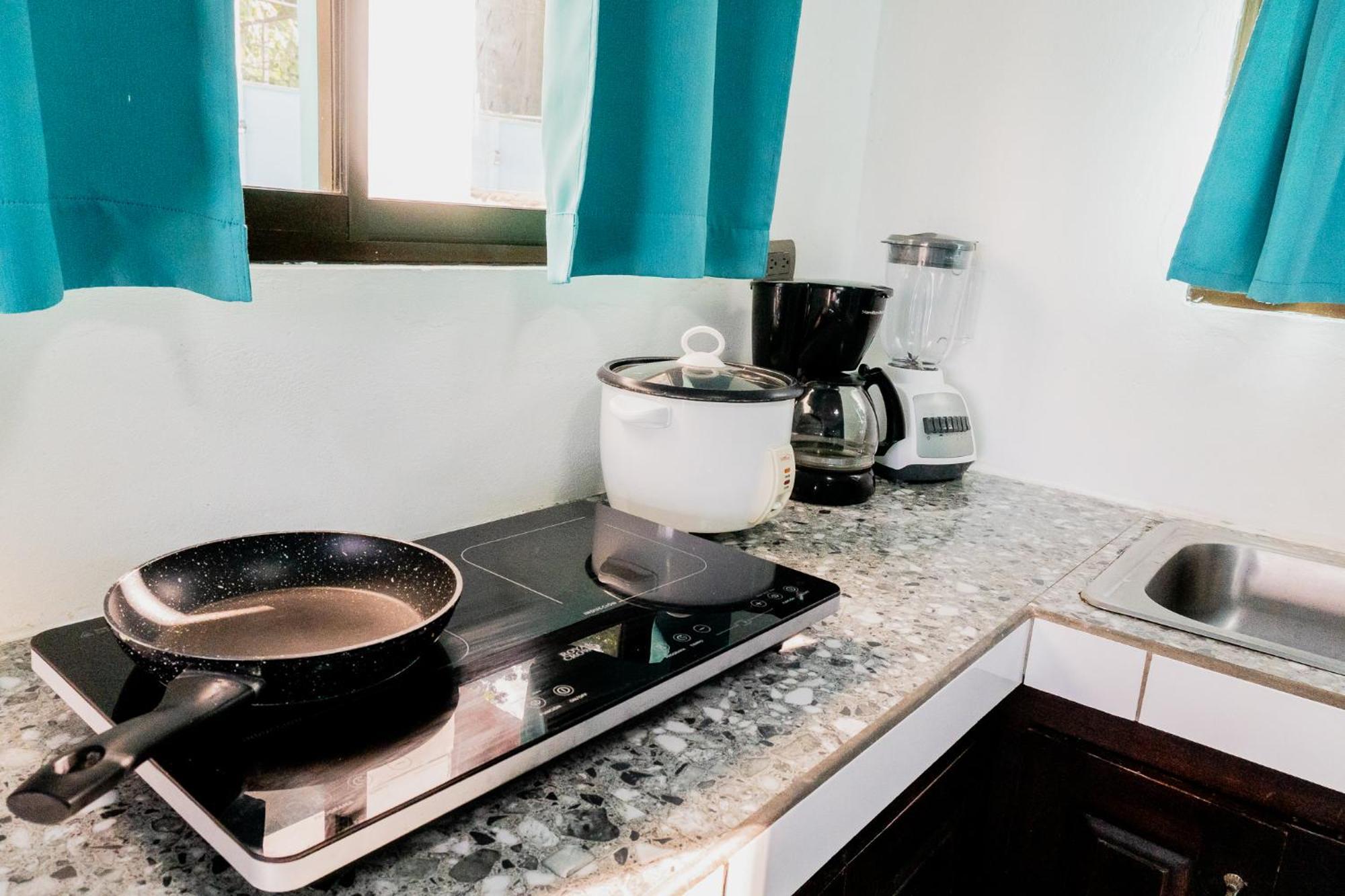 Puerto Viejo de Talamanca Ocean'S Breeze Apartment And Rooms المظهر الخارجي الصورة